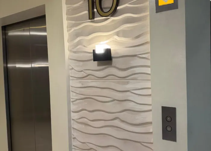 Metro Prime Staycations At Shore 2 Residences T1 *
